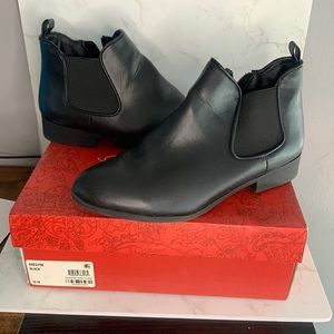 Size 10 American Rag Women’s Ankle Boots Black Leather